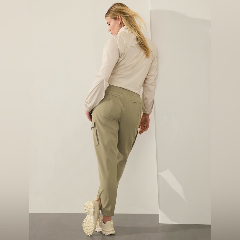 Athleta Endless Cargo Pant // Olive Branch - Picture 7 of 10